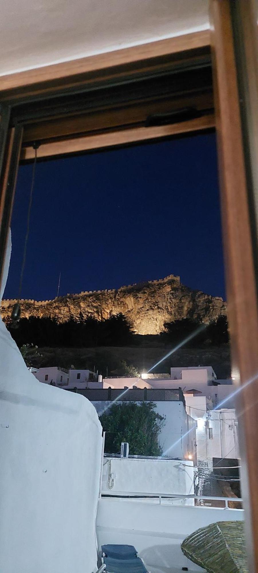 Lindos Alley Luaran gambar
